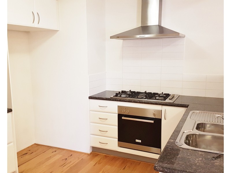 4  Atoll End, Aveley WA 6069