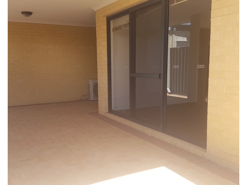 4  Atoll End, Aveley WA 6069