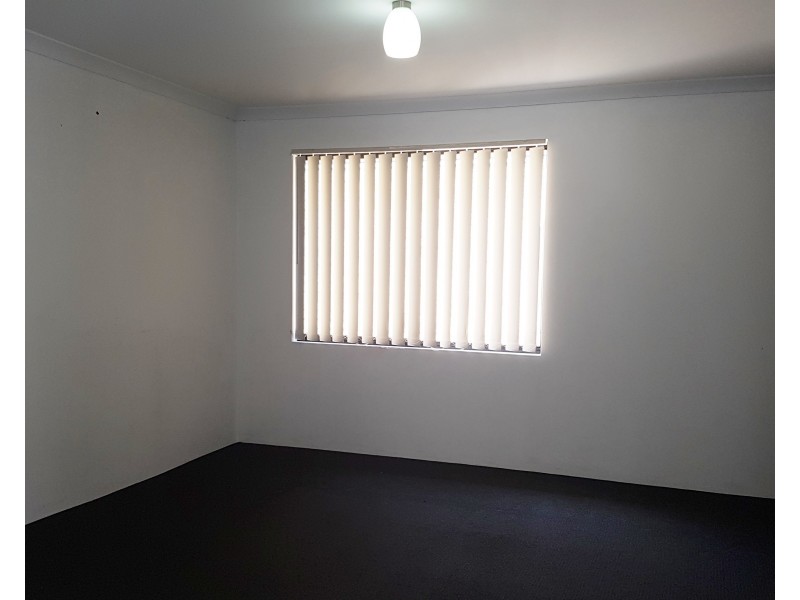 6 Astrolux Court, Banksia Grove WA 6031