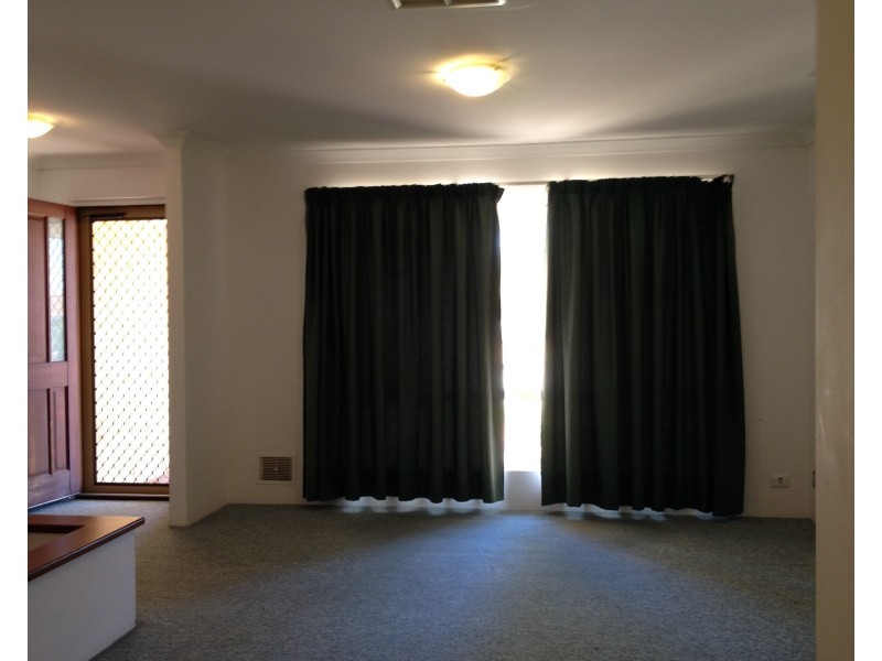 17 Trigger Plant Avenue, Ellenbrook WA 6069