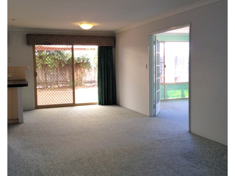 17 Trigger Plant Avenue, Ellenbrook WA 6069