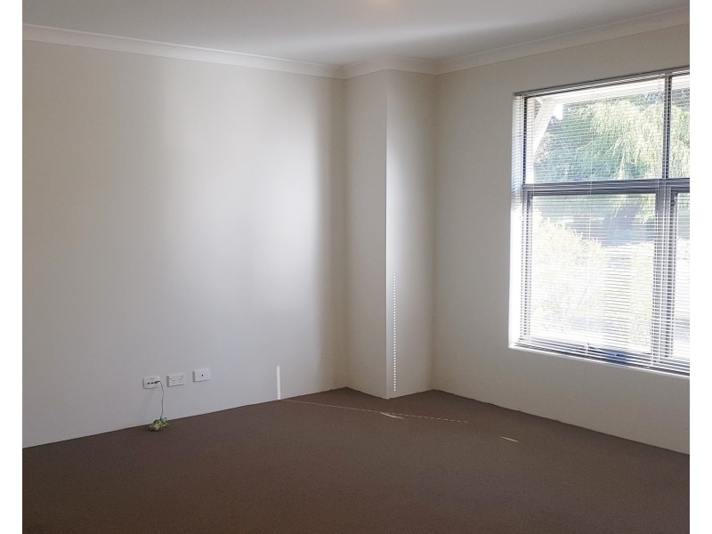 6 Moreau Drive, Ellenbrook WA 6069