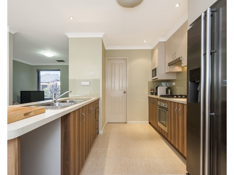 3/5 Kea Court, Ellenbrook WA 6069
