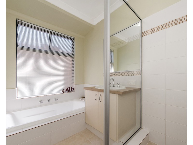 3/5 Kea Court, Ellenbrook WA 6069