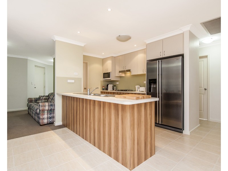 3/5 Kea Court, Ellenbrook WA 6069