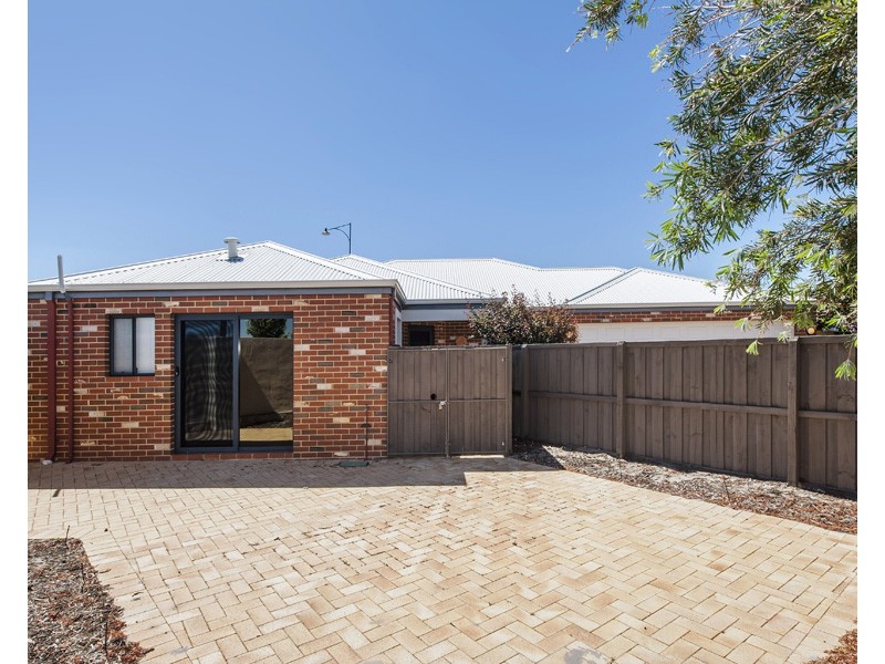 3/5 Kea Court, Ellenbrook WA 6069