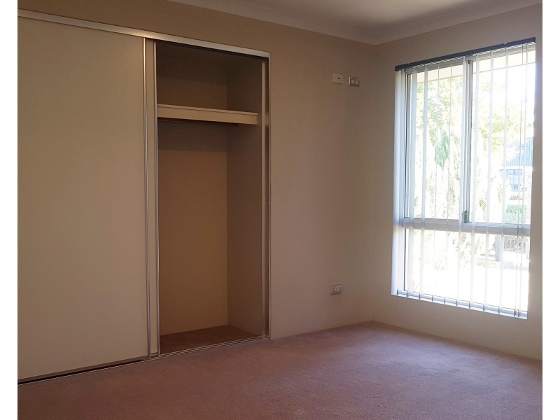 2 Flora Valley, Ellenbrook WA 6069