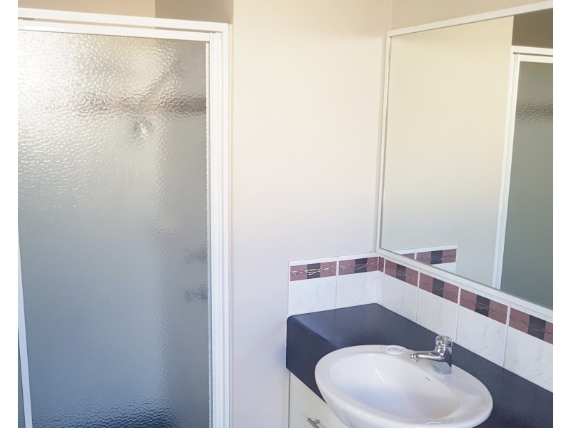 2 Flora Valley, Ellenbrook WA 6069