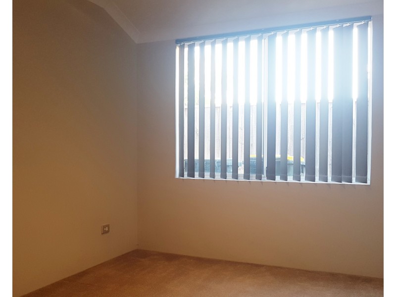 2 Flora Valley, Ellenbrook WA 6069