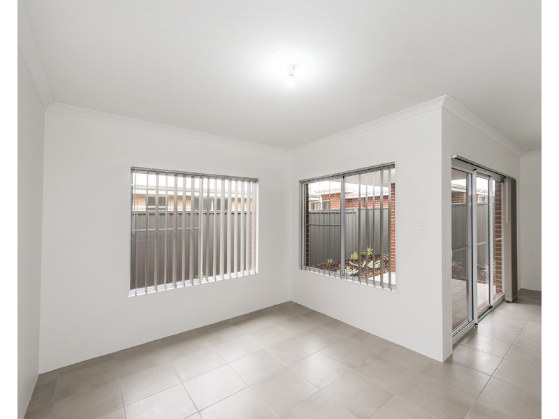 3/34  Janselling Avenue, Ellenbrook WA 6069