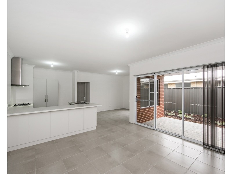 3/34  Janselling Avenue, Ellenbrook WA 6069