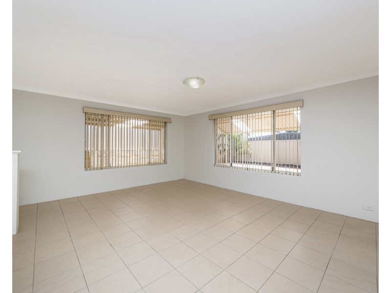 29 Bingarra Crescent, Tapping WA 6065