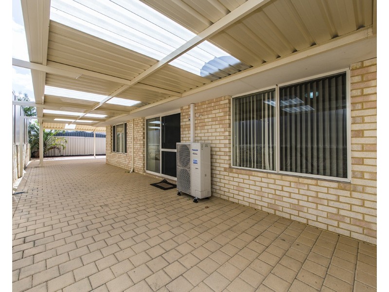 29 Bingarra Crescent, Tapping WA 6065