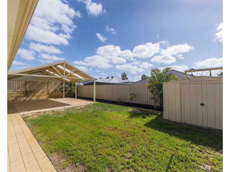 29 Bingarra Crescent, Tapping WA 6065