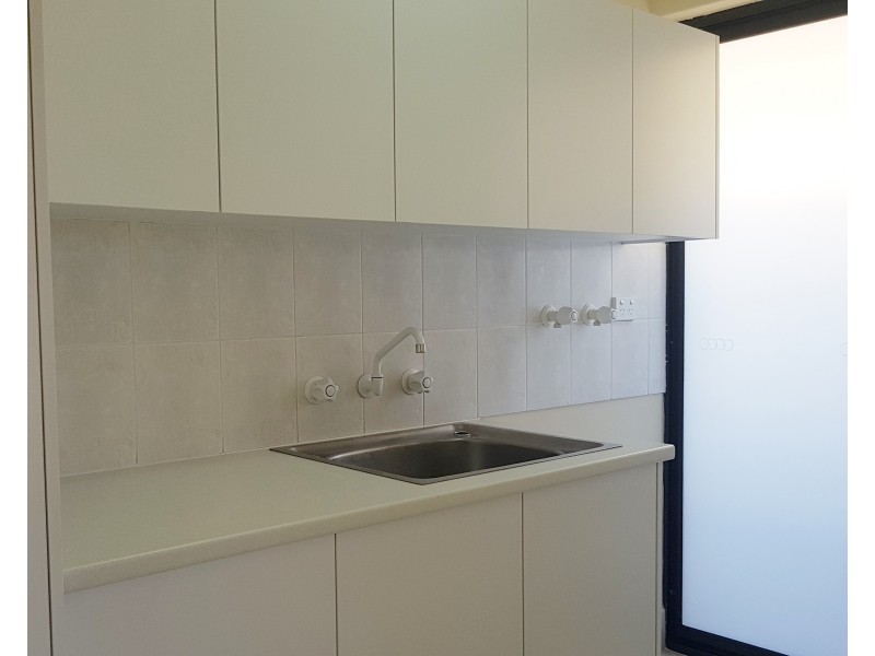 14 Rochester Drive, Mindarie WA 6030