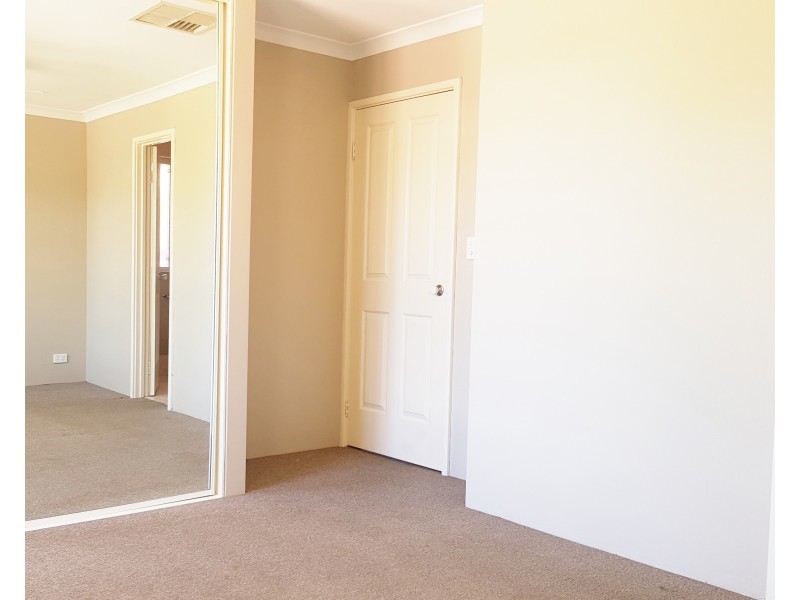 75 Larrawa Circle, Ellenbrook WA 6069