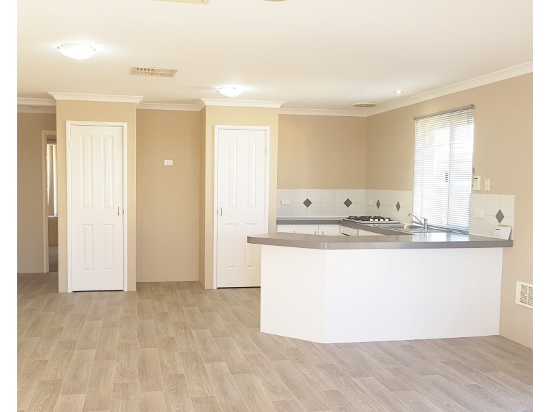 75 Larrawa Circle, Ellenbrook WA 6069