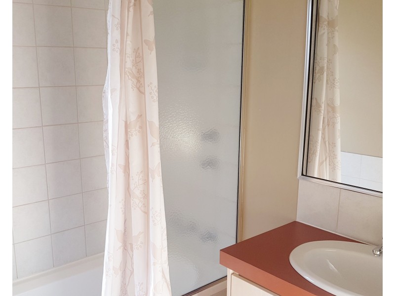 75 Larrawa Circle, Ellenbrook WA 6069