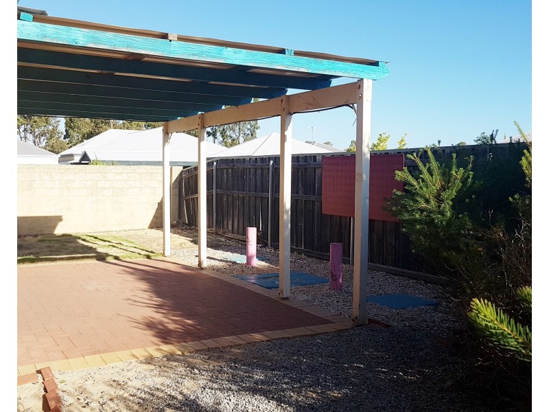 75 Larrawa Circle, Ellenbrook WA 6069