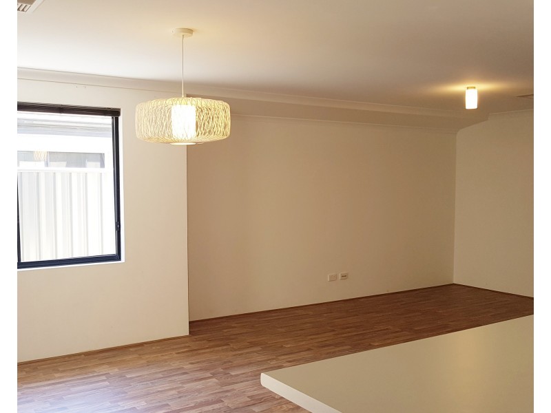 7 Fishbone Turn, Banksia Grove WA 6031