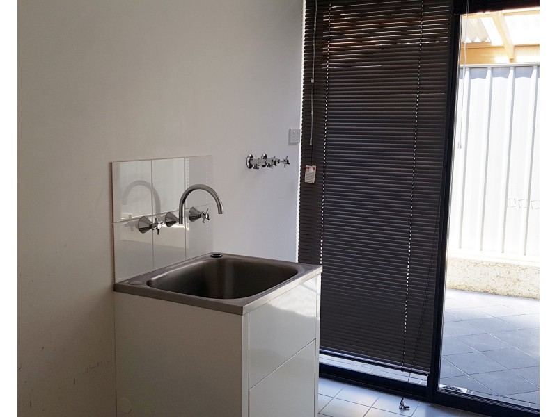 7 Fishbone Turn, Banksia Grove WA 6031