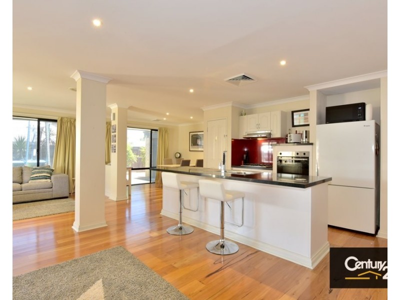 7 Mallina Way, Ellenbrook WA 6069