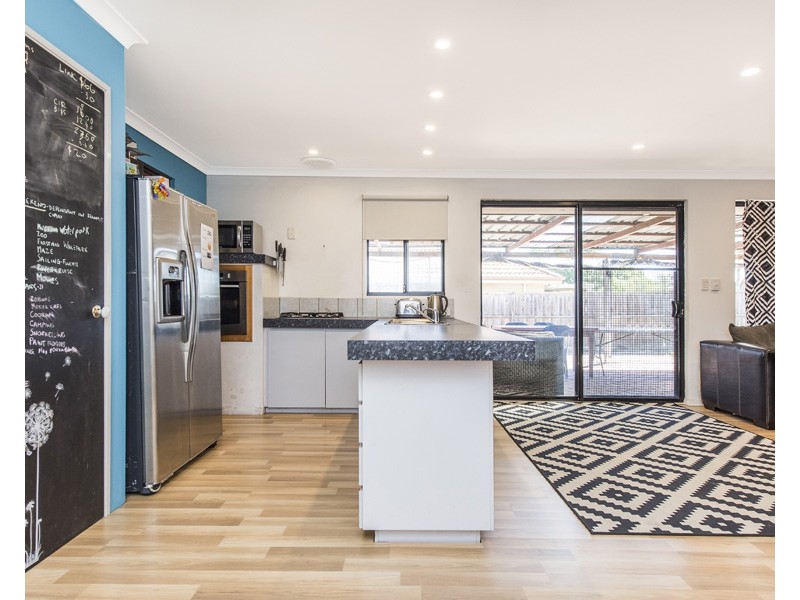 2 Millstream Grove, Ellenbrook WA 6069