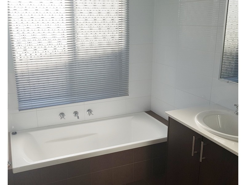 10 Mundego Turn, Ellenbrook WA 6069