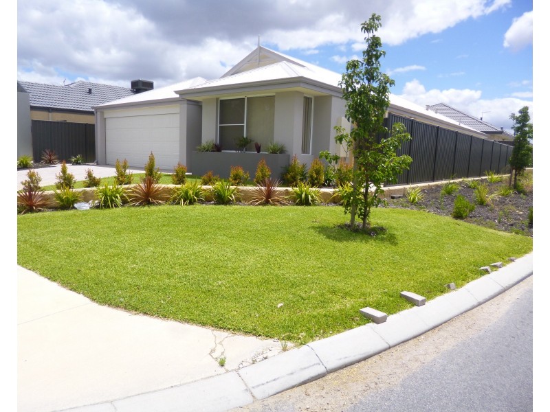 16 Holdsworth Avenue, Aveley WA 6069
