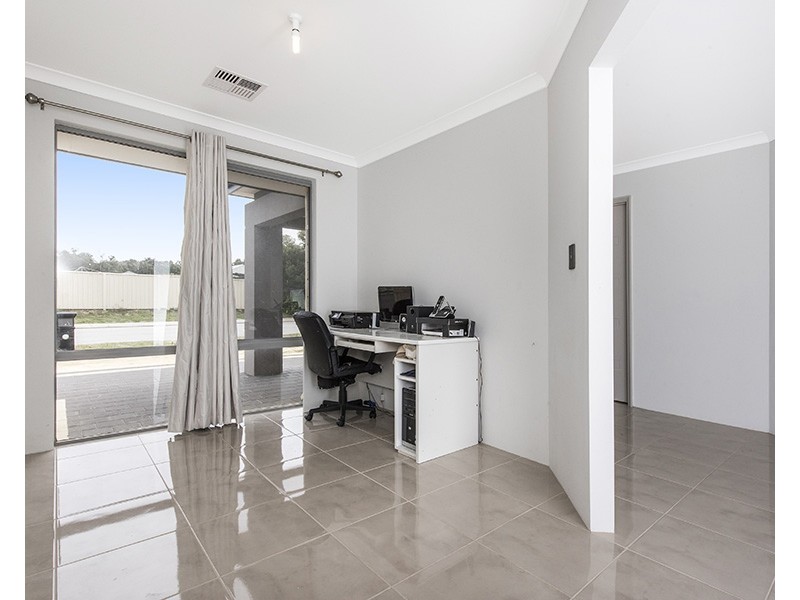 4 Adagio Way, Bullsbrook WA 6084