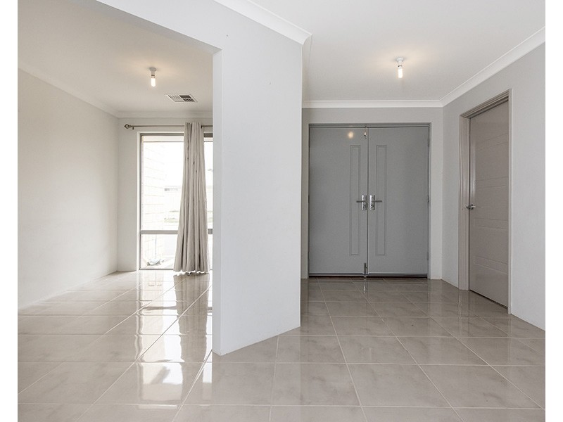 4 Adagio Way, Bullsbrook WA 6084