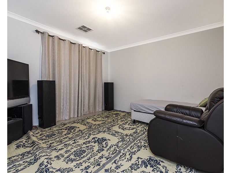 4 Adagio Way, Bullsbrook WA 6084