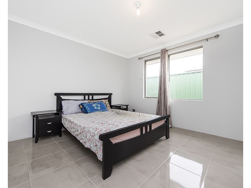 4 Adagio Way, Bullsbrook WA 6084