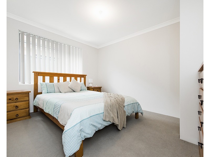32 Langdon Loop, Caversham WA 6055
