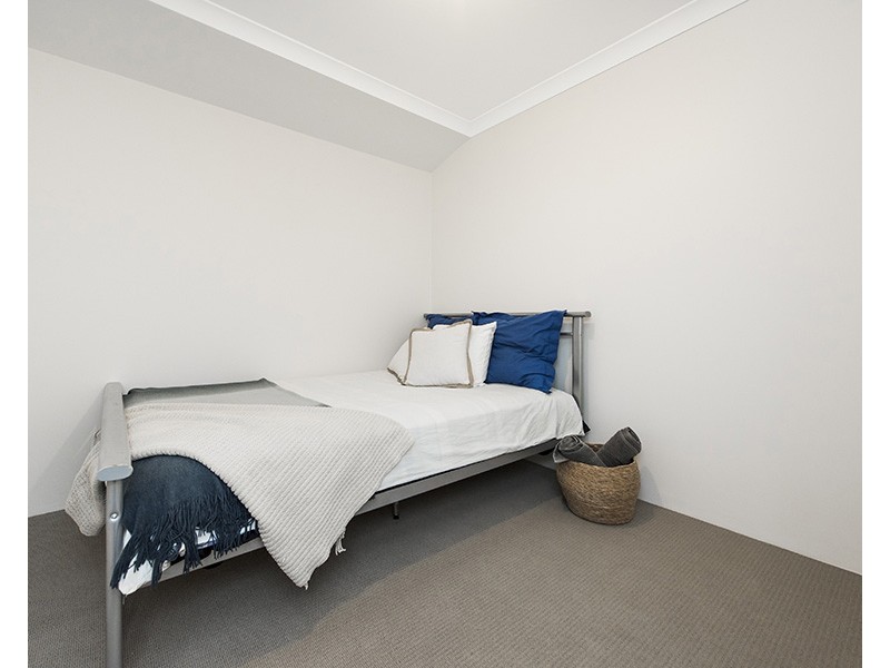 32 Langdon Loop, Caversham WA 6055