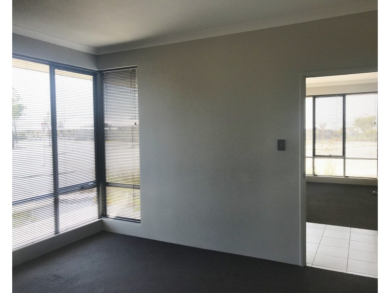 130  Elmridge Parkway, Ellenbrook WA 6069