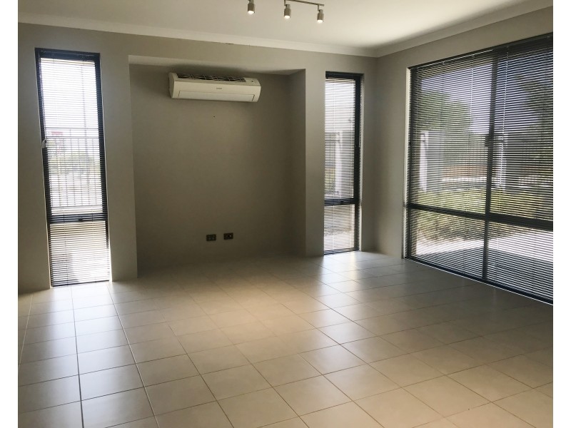130  Elmridge Parkway, Ellenbrook WA 6069