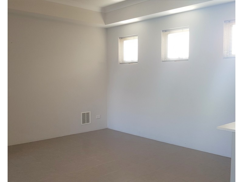 6/2 Villa Pass, Ellenbrook WA 6069