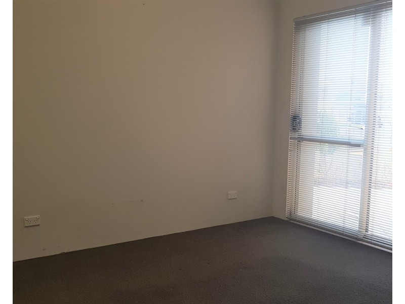 6/2 Villa Pass, Ellenbrook WA 6069