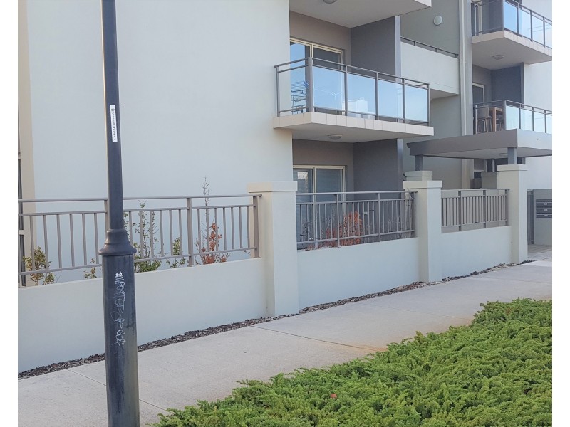 6/2 Villa Pass, Ellenbrook WA 6069