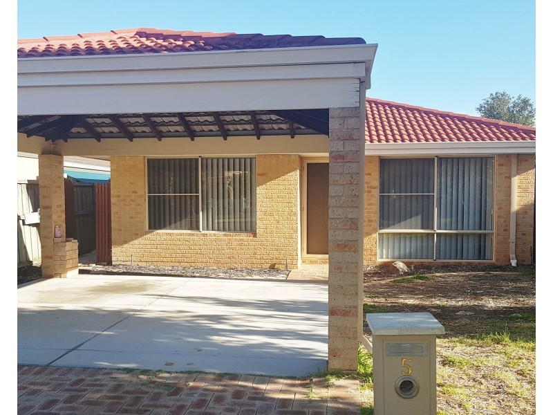 5 Angophora Avenue, Ellenbrook WA 6069