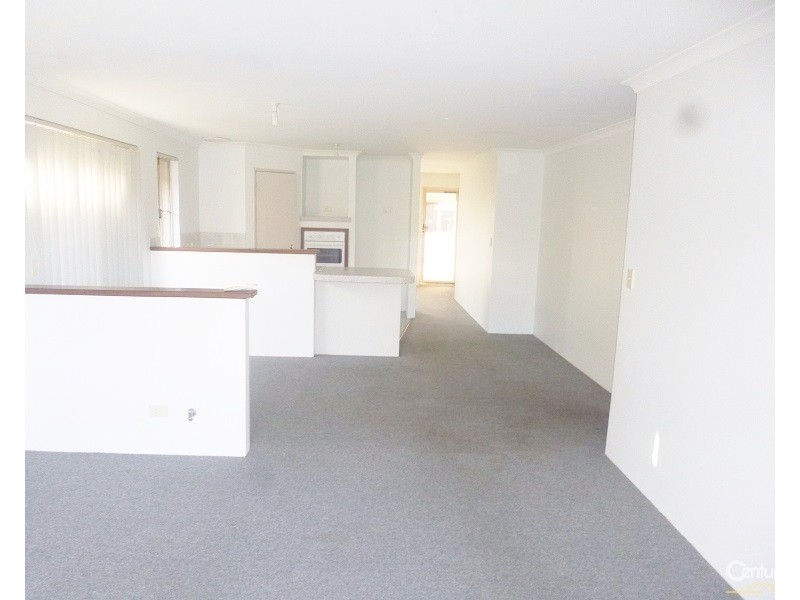 5 Angophora Avenue, Ellenbrook WA 6069
