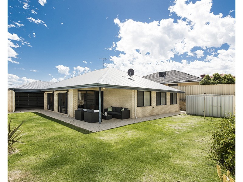 106 Ashley Road, Tapping WA 6065