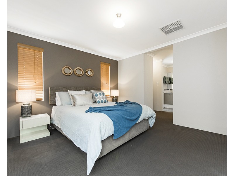 106 Ashley Road, Tapping WA 6065