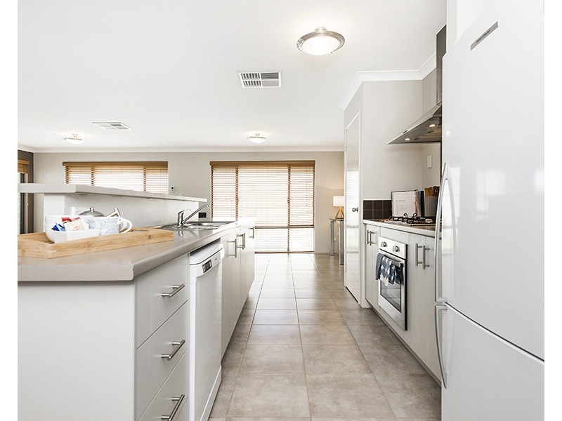 106 Ashley Road, Tapping WA 6065