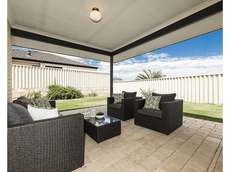 106 Ashley Road, Tapping WA 6065