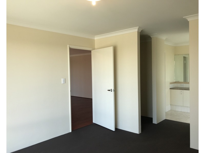 63 Arthur Street, Caversham WA 6055