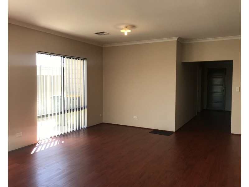 63 Arthur Street, Caversham WA 6055