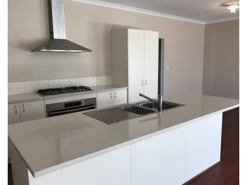 63 Arthur Street, Caversham WA 6055