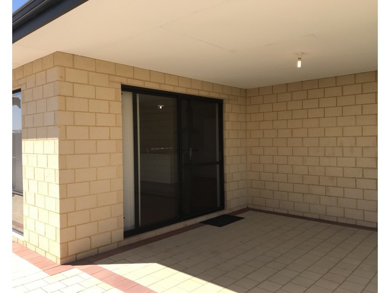 63 Arthur Street, Caversham WA 6055